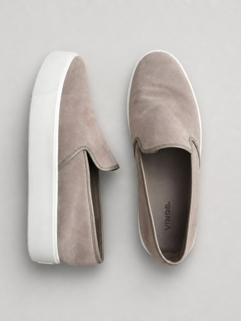 Vince Suede Loafers Sneakers in Taupe/Gray 🩶